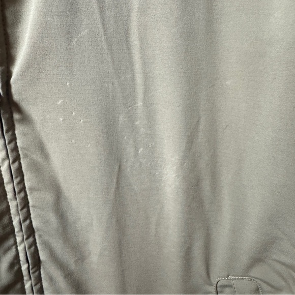 Columbia Sportswear Company Khaki/Taupe Soft shell light Jacket| Men's Small - Picture 5 of 5